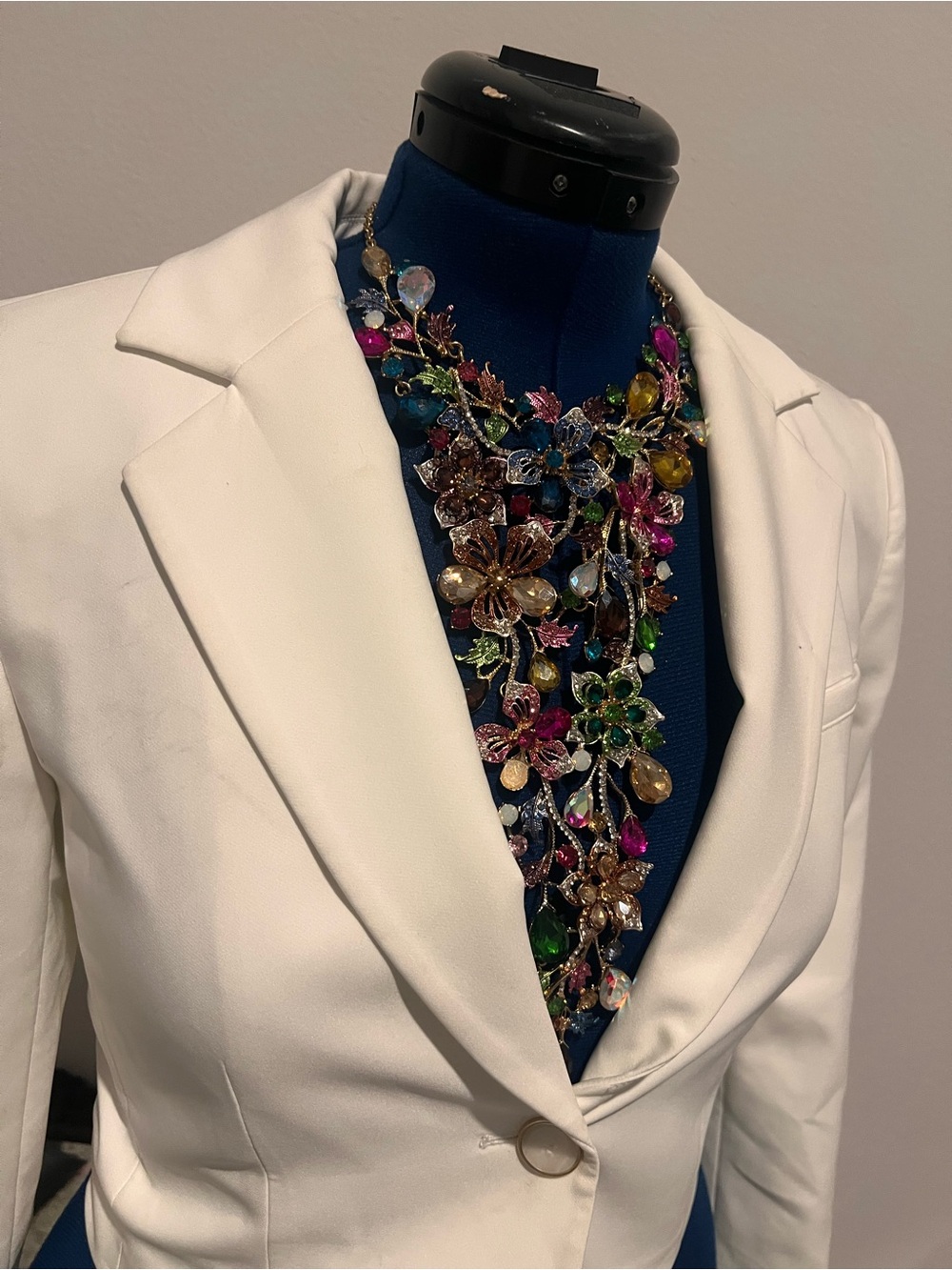 Christian Siriano Multicolor Floral Crystal Bib Necklace - Picture 3 of 15